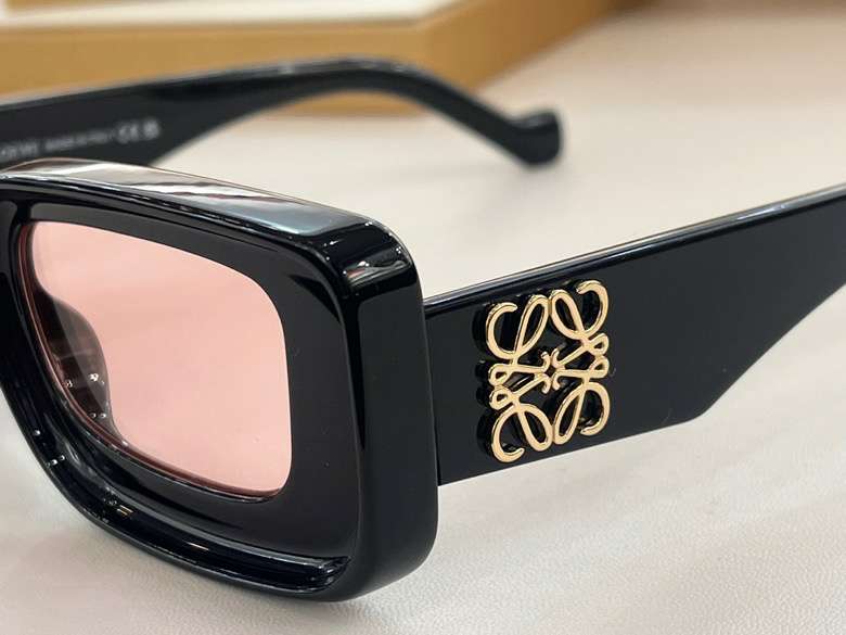 Picture of Loewe Sunglasses _SKUfw51902019fw